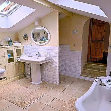 Bed & Breakfast La Grange D'helene Cholet