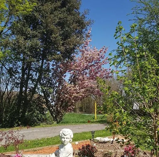 La Grange D'hélène Bed and breakfast Cholet