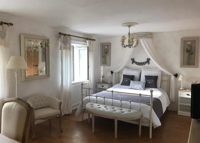 La Grange D'hélène Bed and breakfast